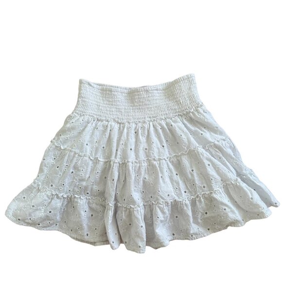 American Eagle Outfitters Dresses & Skirts - SOLD American Eagle White Lace Mini Skirt | Size M
